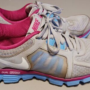 Womens Size 11 Nike Dual Fusion Training 454240-019